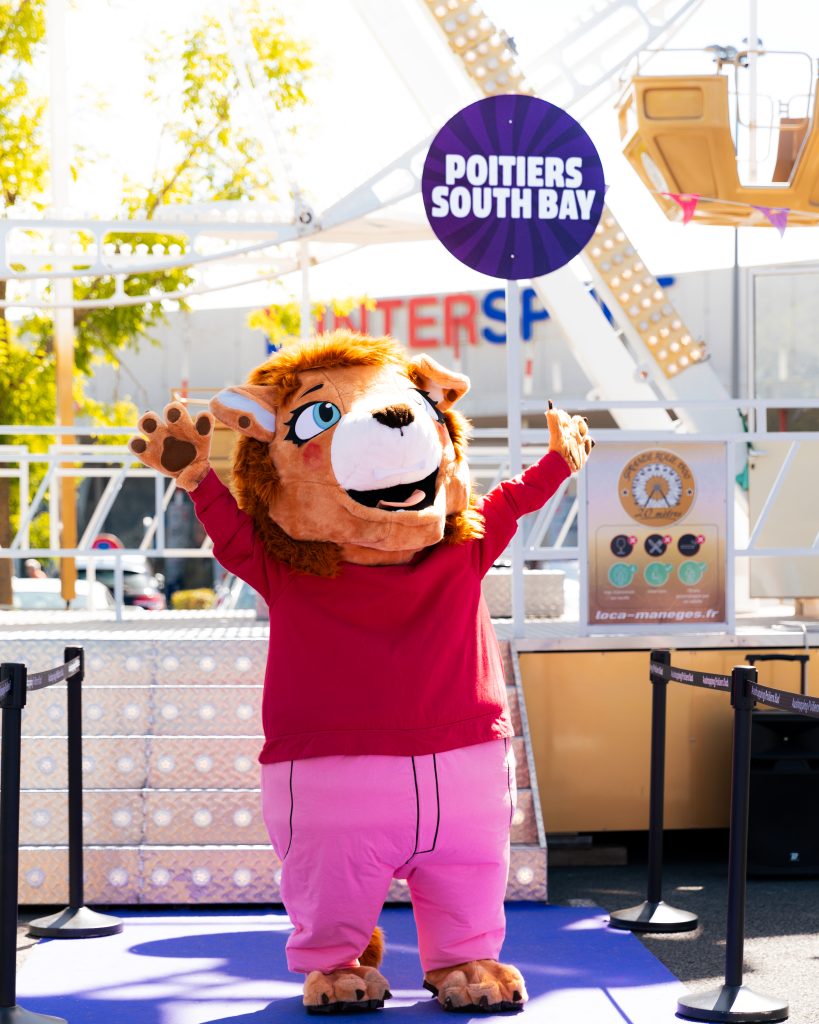 Animation été Poitiers South Bay – mascotte Aushopping Poitiers Sud – Agence Maven