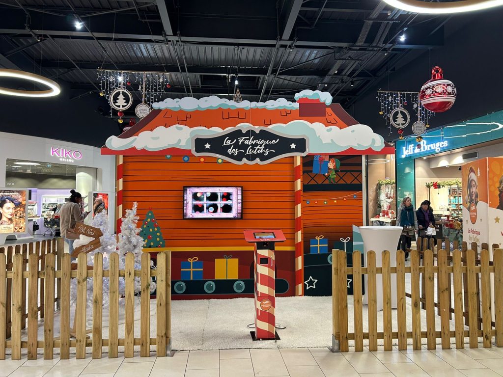 Animation Noël centre commercial – décor et spectacle – Fabrique des lutins - Agence Maven